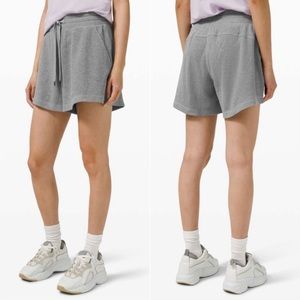 Lululemon Mellow In HR Short 5” *Waffle